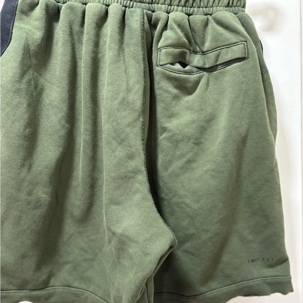 JORDAN ZION WOVEN SHORTS Green MEN'S US SIZE Small STYLE # DJ4676-335